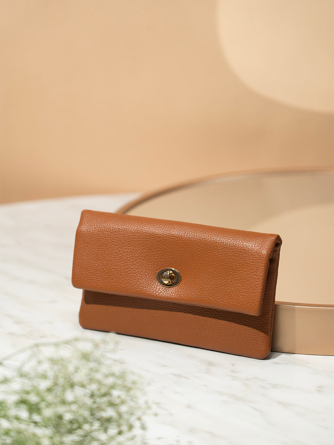 Minimalist Womens Brown Casual Textured Wallet With Twist Lock