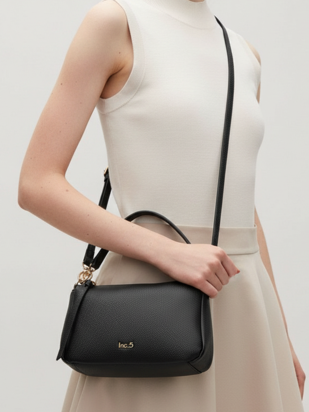 Minimalist Womens Black Shoulder Bag With Zip Lock For Casual